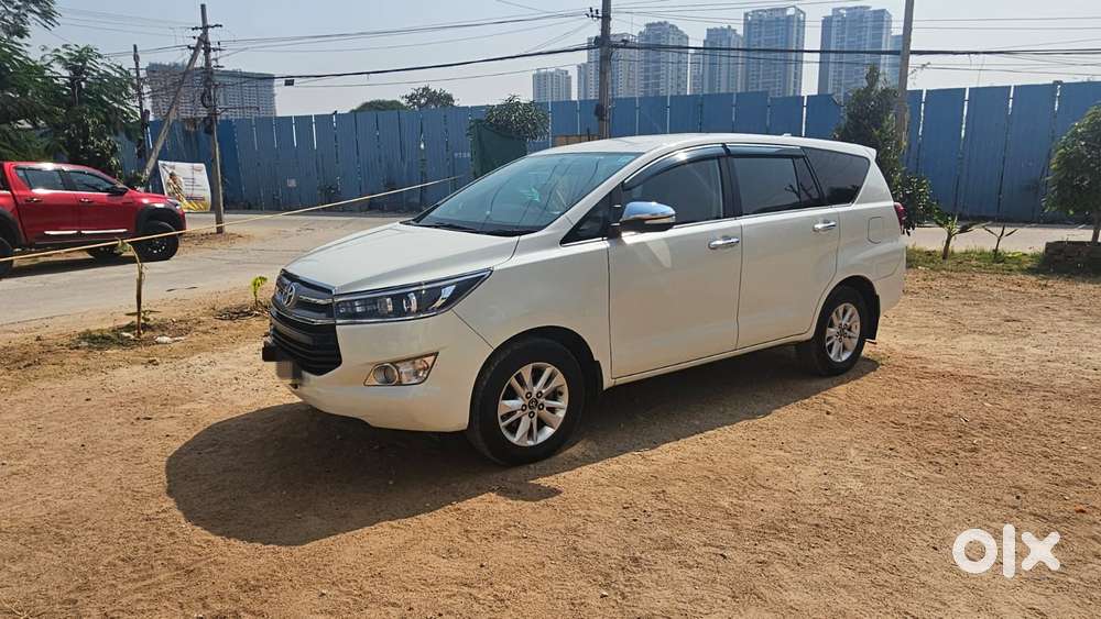 Toyota Innova Crysta 2.8z Automatic, 2017, Diesel