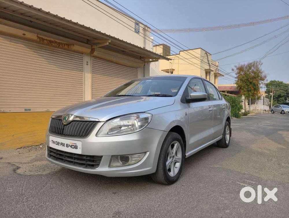Skoda Rapid 1.6 Mpi Ambition, 2013, Petrol
