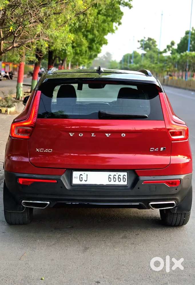 Volvo Xc40 2018 Model Brand New Car Diesel 4x4 ( R - Design )