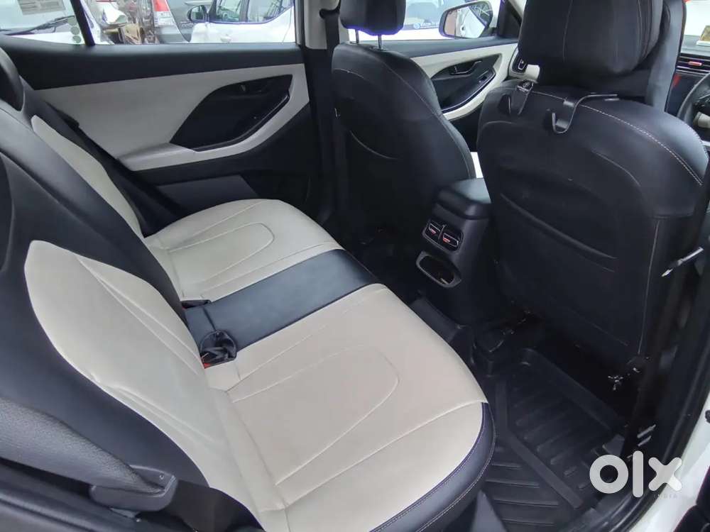 2023 Hyundai Creta 1.5 Petrol Manual
