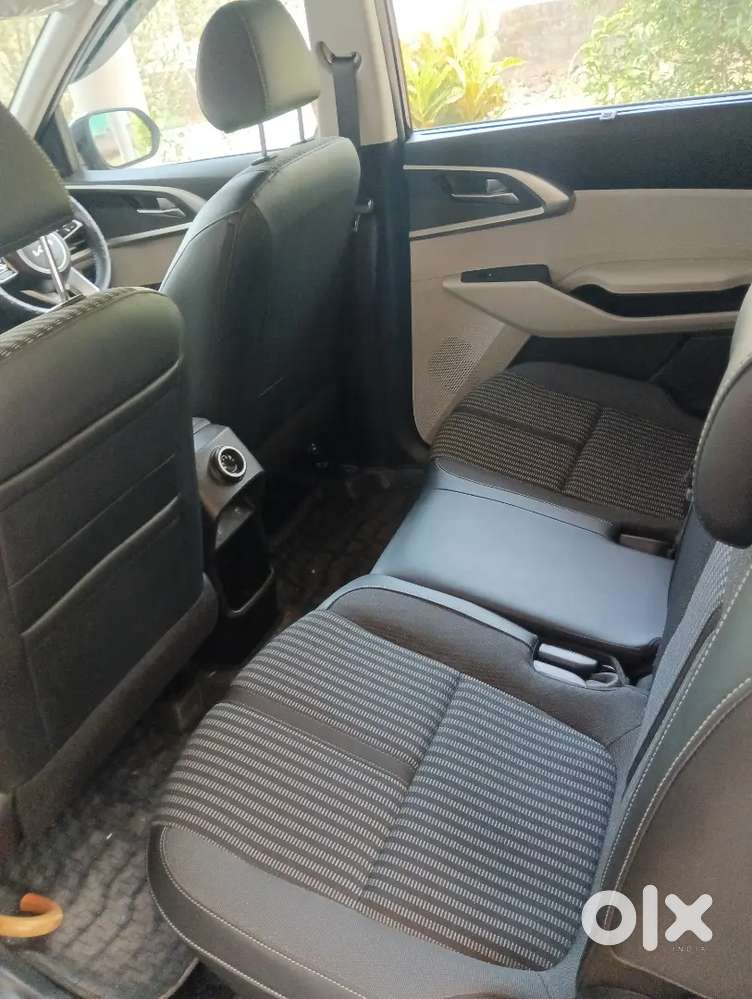 Kia Carens 2023 Petrol Good Condition