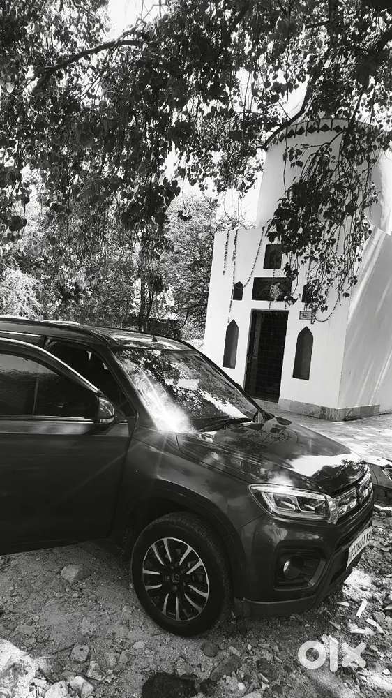 Maruti Suzuki Brezza 2022 Petrol Well Maintained