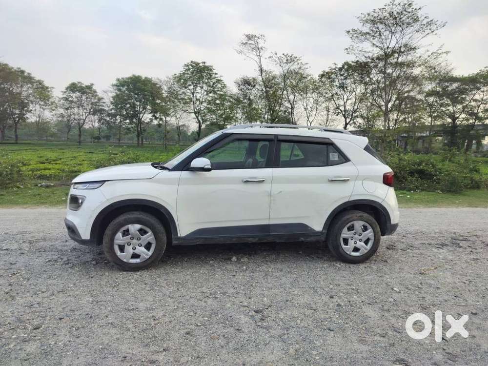 Hyundai Venue S Mt 1.2 Kappa, 2021, Petrol