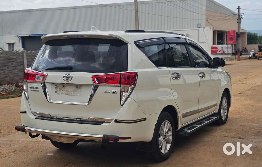 Toyota Innova Crysta 2.4 V, 2018, Diesel