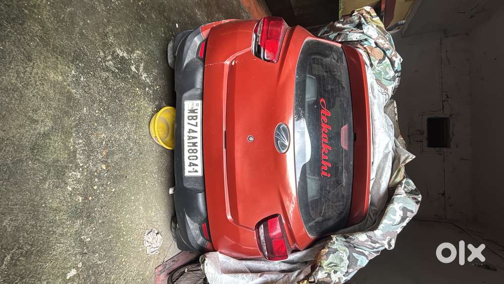 Mahindra Kuv100