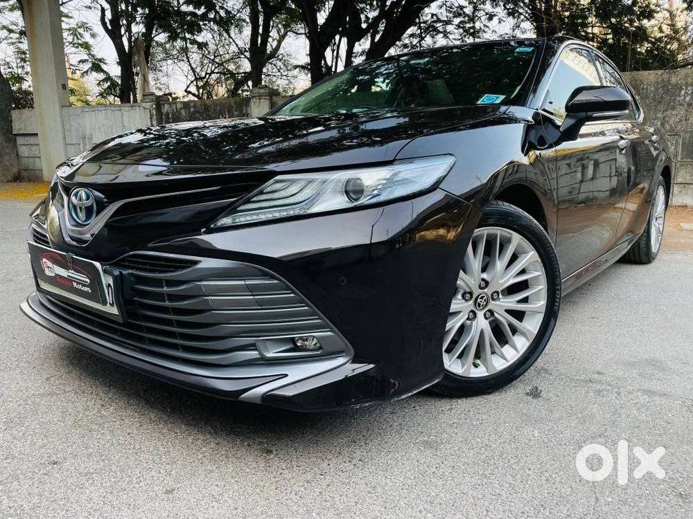 Toyota Camry Hybrid, 2020, Petrol