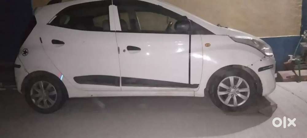 Hyundai Eon Magna 2013