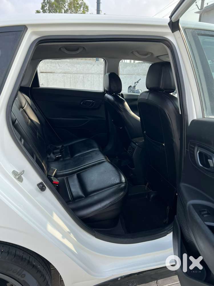 Hyundai I20 Sportz 1.2 Vtvt, 2023, Petrol