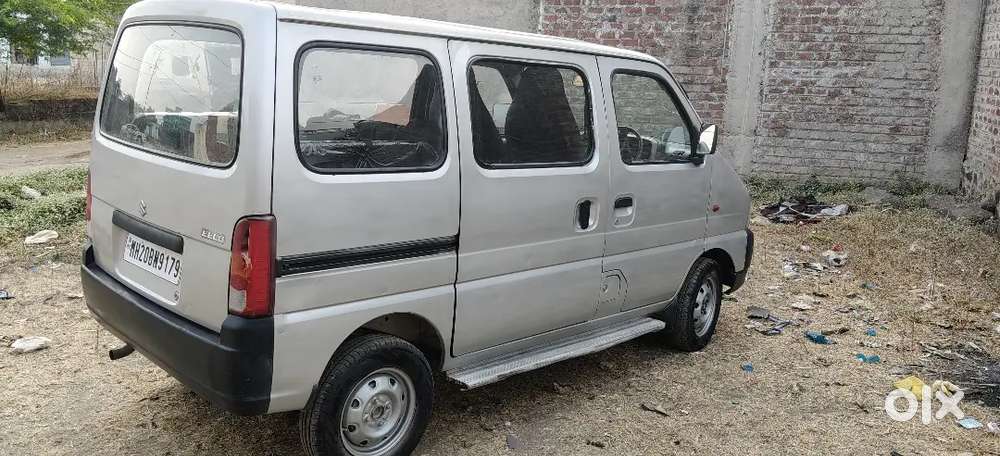 Maruti Suzuki Eeco 2011 Lpg Well Maintained