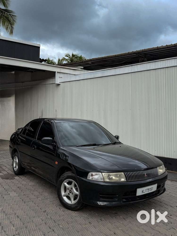 Mitsubishi Diesel Car 2005