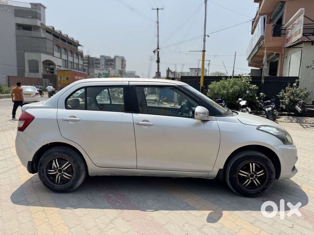 Maruti Suzuki Swift Dzire 1.2 Vxi Regal Limited Edition, 2012, Petro..