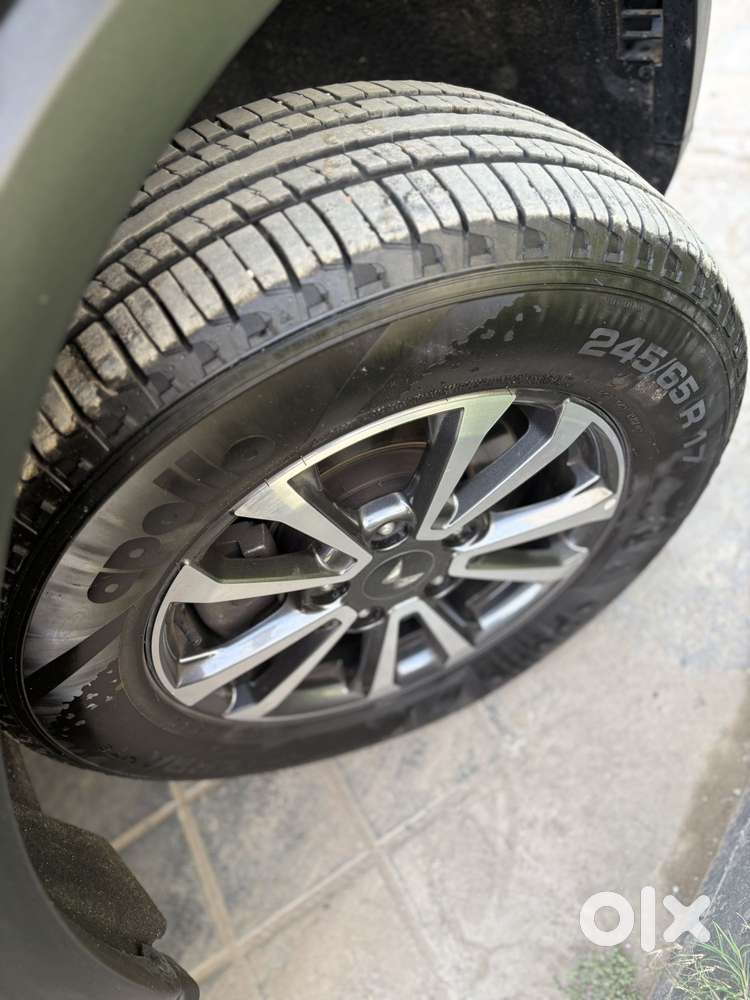 Mahindra Scorpio N Z4 Petrol Mt 7 Str, 2025, Petrol