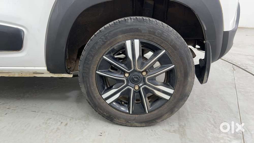 Renault Kwid 1.0 Climber (o) Dual Tone, 2022, Petrol