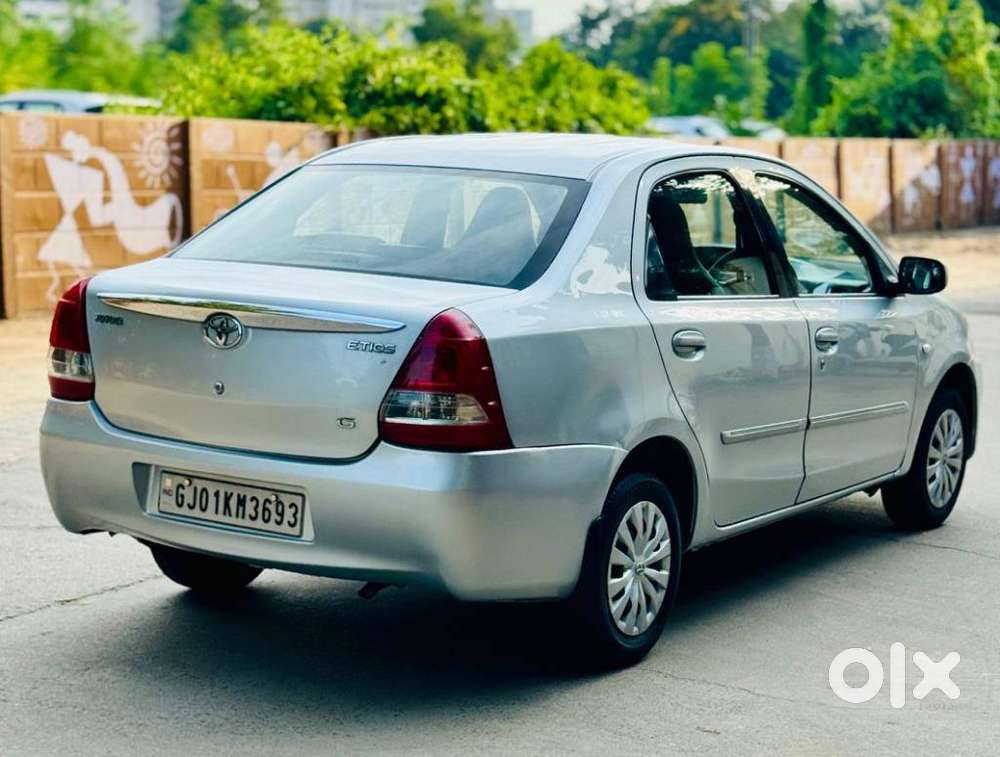 Toyota Etios, 2011, Petrol