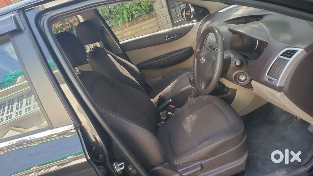 Hyundai I20 Magna 1.2 Mt, 2011, Petrol
