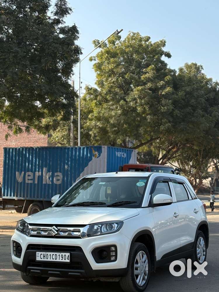 Maruti Suzuki Brezza 1.5 Lxi Smart Hybrid, 2021, Petrol