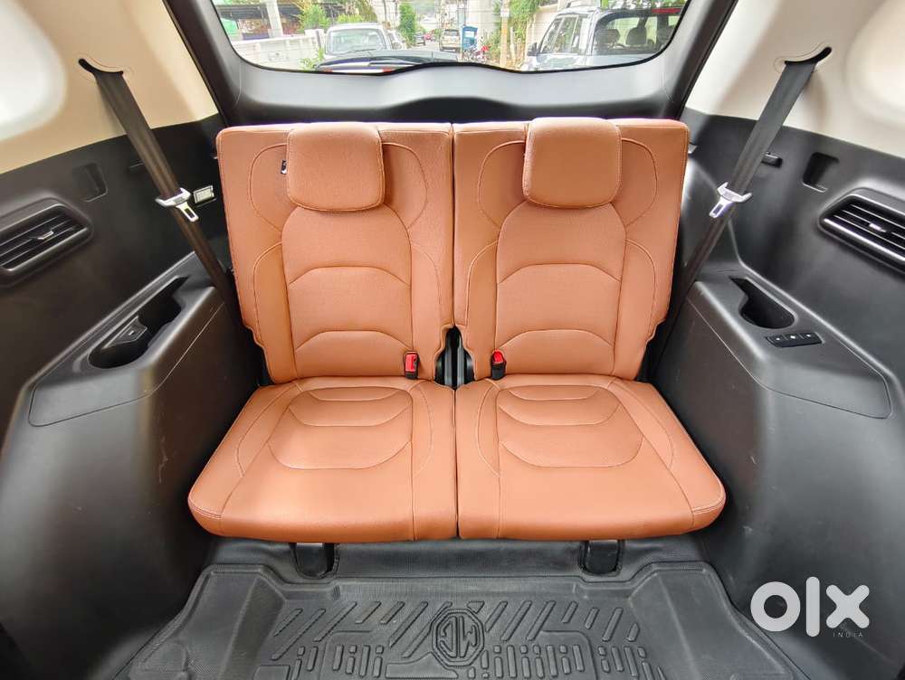 Mg Hector Plus Sharp Pro 2.0 Turbo Diesel 7 Str Dual Tone, 2023, Die..