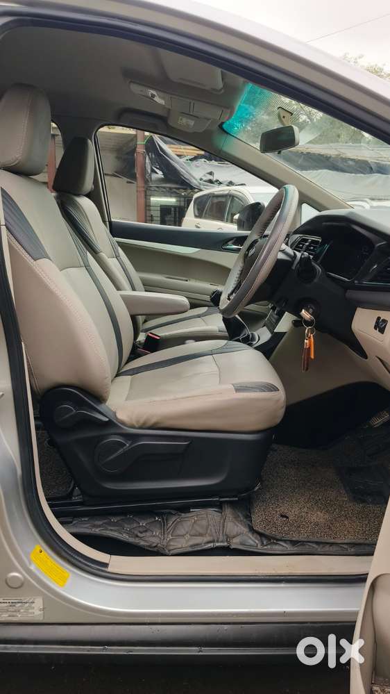 Mahindra Marazzo M6, 2018, Diesel