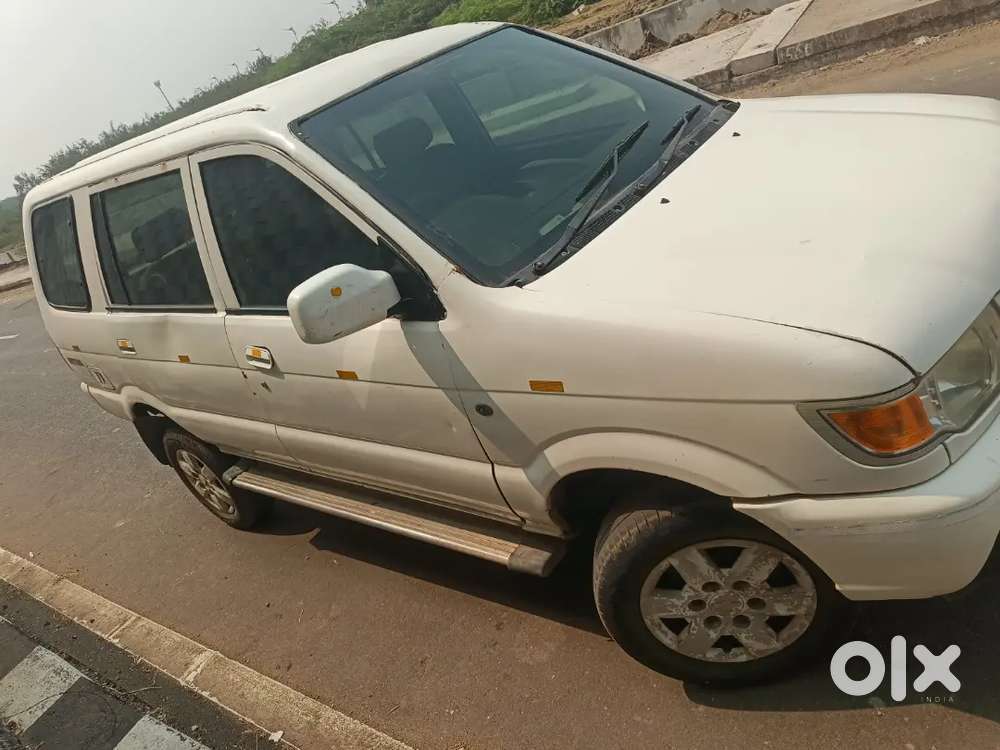 Chevrolet Tavera Neo 2015 Diesel Good Condition