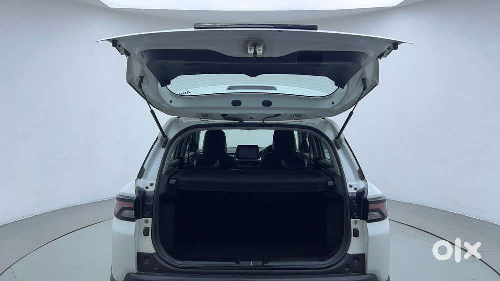 Maruti Suzuki Vitara Brezza 1.5 Zxi, 2022, Petrol