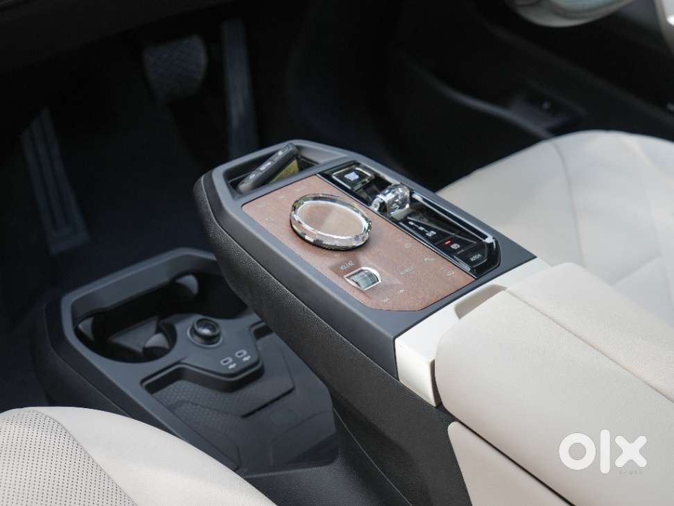 Bmw Ix Xdrive50, 2024, Electric