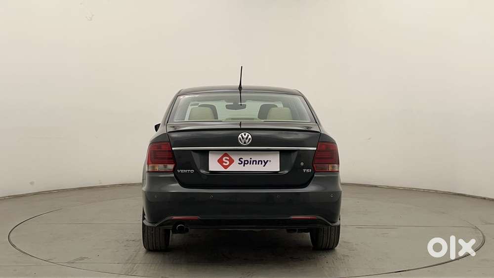 Volkswagen Vento 1.6 Highline, 2021, Petrol