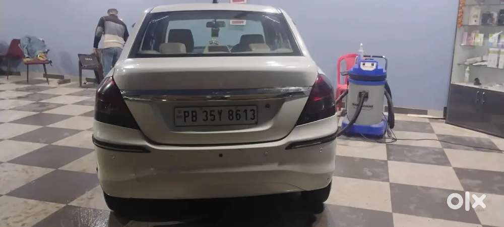 Maruti Suzuki Dzire 2016 Diesel 90000 Km Driven