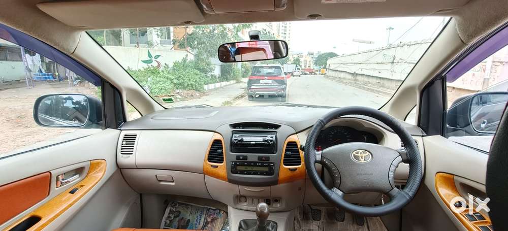 Toyota Innova 2.5 V 7 Str, 2011, Diesel