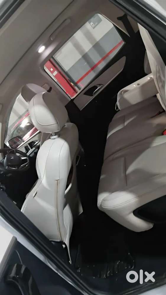 Xuv 700 Axl At