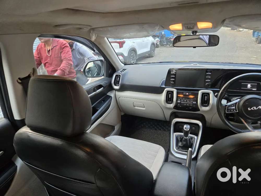 Kia Sonet 2023 Petrol Well Maintained