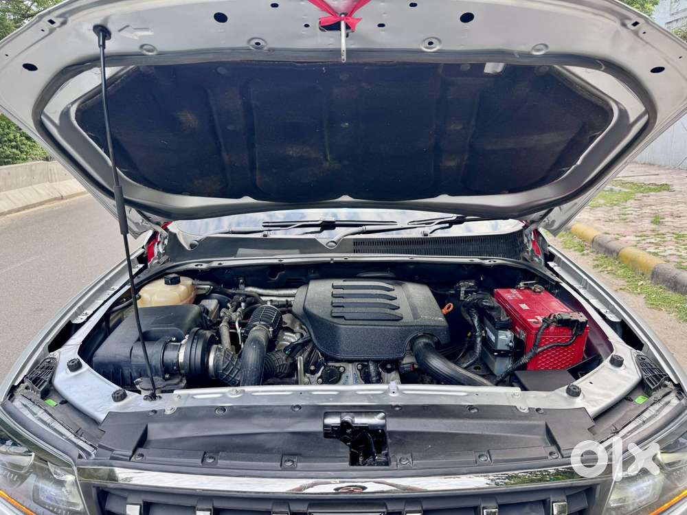 Mahindra Scorpio N Z4 Petrol Mt 7 Str, 2024, Petrol