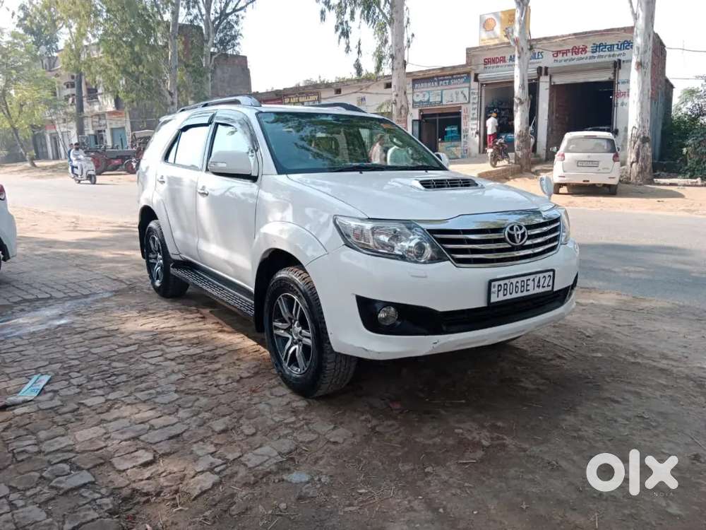 Toyota Fortuner 2013 Diesel Manual