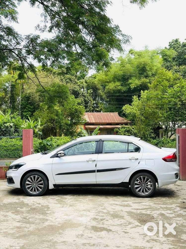 Maruti Suzuki Ciaz Smart Hybrid Alpha , 2019, Petrol