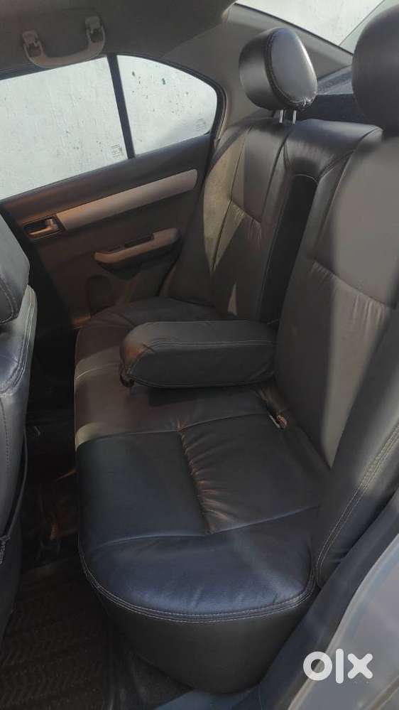 Maruti Suzuki Swift Dzire Vxi Regal Limited Edition Mt, 2008, Petrol