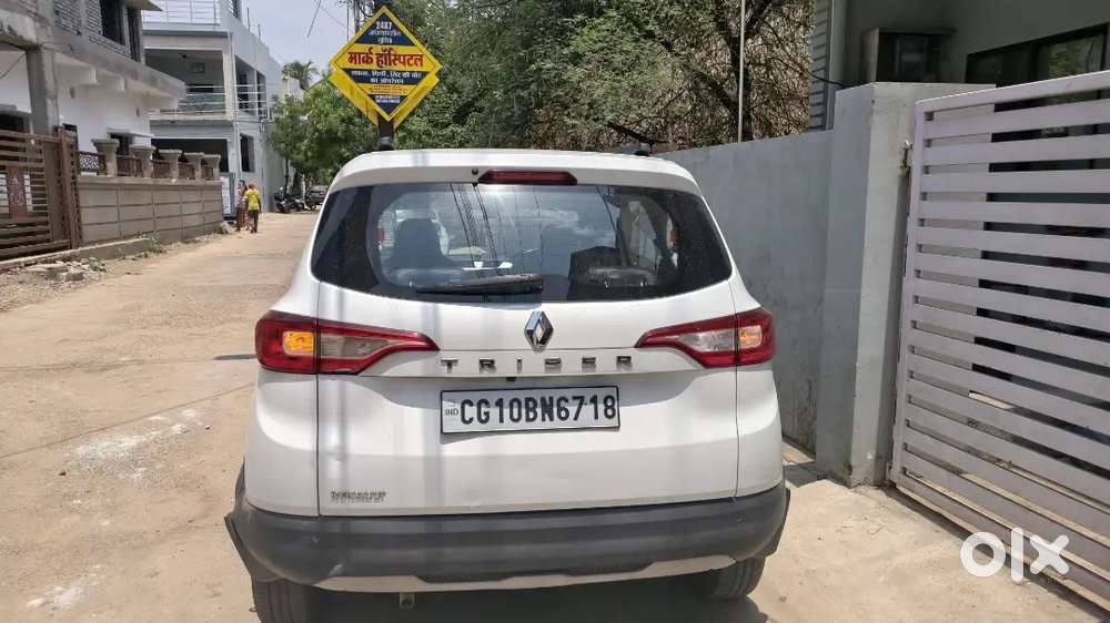 Renault Triber 2023 Petrol Well Maintained