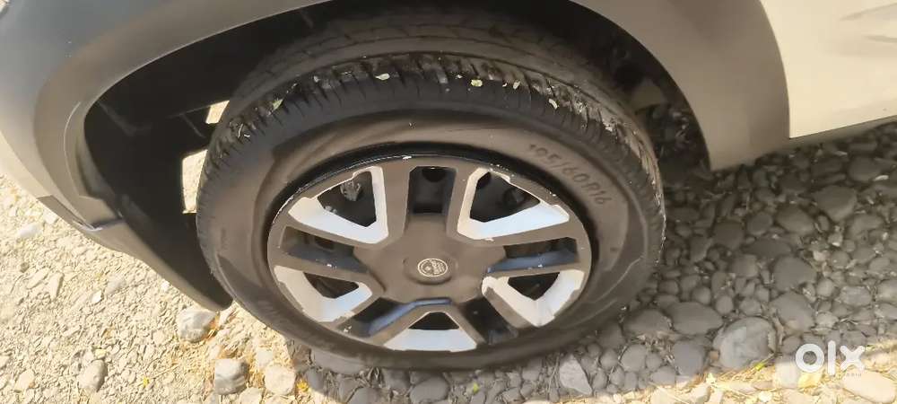 Renault Kiger 2025 Petrol 22000 Km Driven