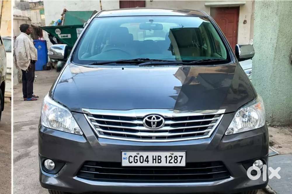 Top Model Brand New Condition Toyota Innova Diesel 7 Seater 2009
