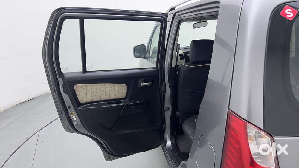 Maruti Suzuki Wagon R Vxi, 2017, Petrol