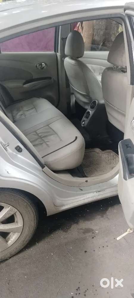 Nissan Sunny Xv 2011