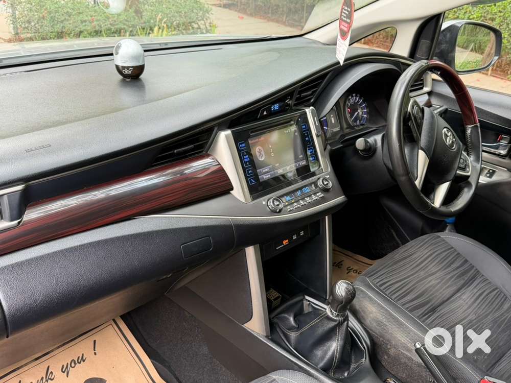 Toyota Innova Crysta 2017