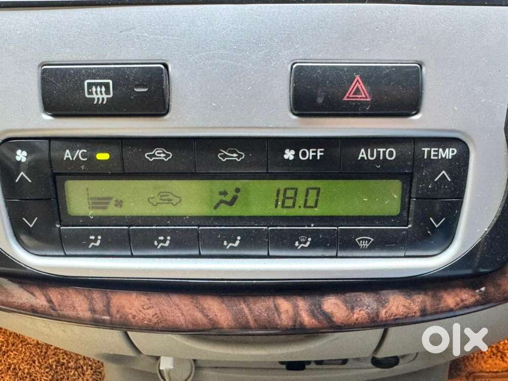 Toyota Innova 2015 Diesel Well Maintained