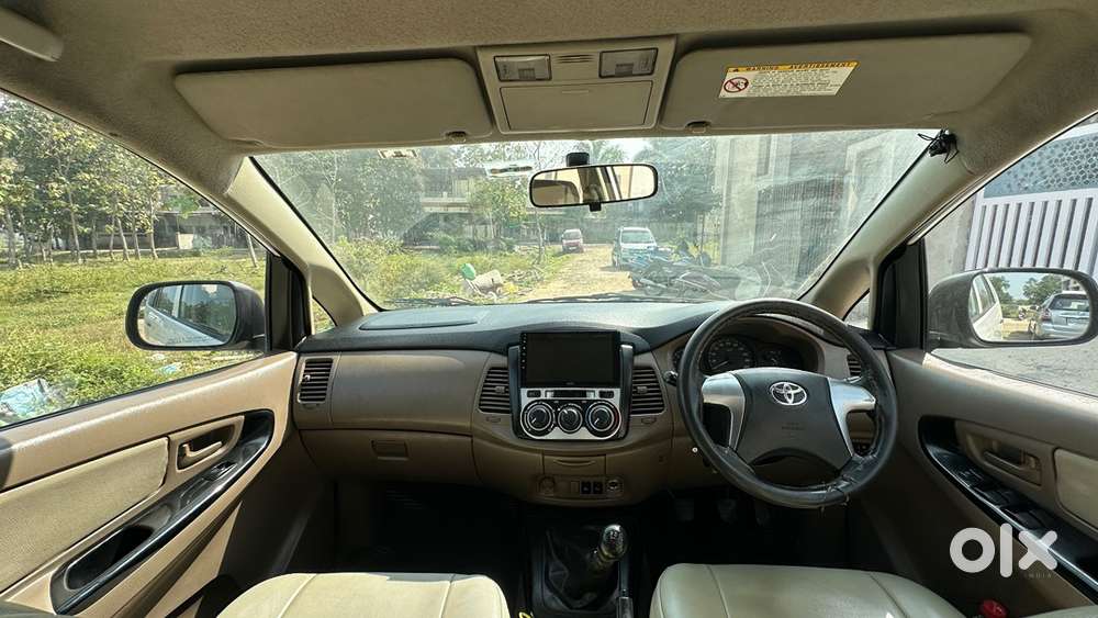 Toyota Innova 2015 Diesel Well Maintained