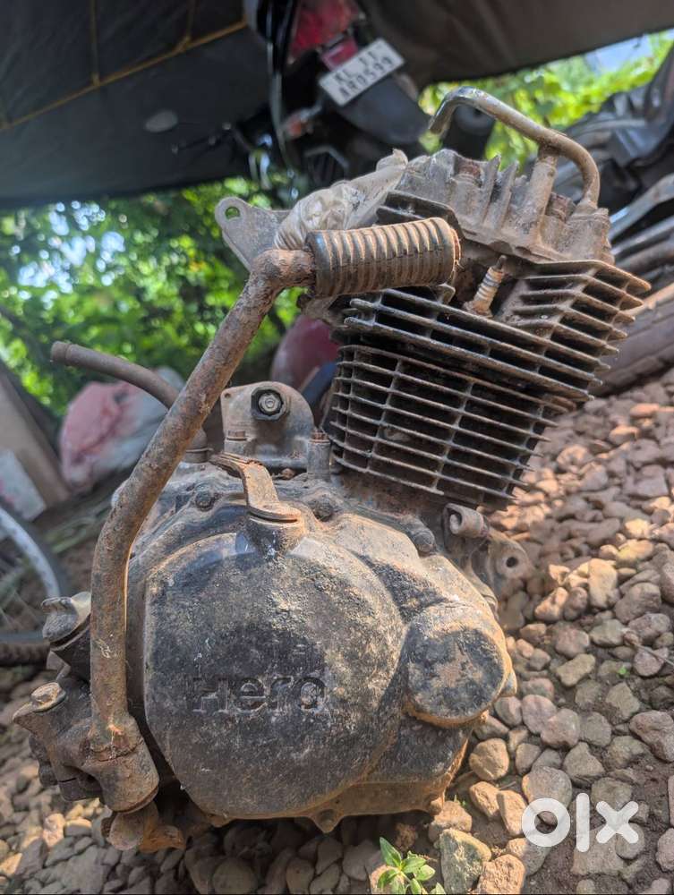 Hero Karizma engine - Spare Parts in Asokapuram, Kozhikode - 1860239885