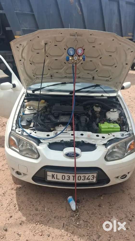 Ford Ikon Zxi 2010 Diesel Manual,new Insurance, Paper Upto 2031