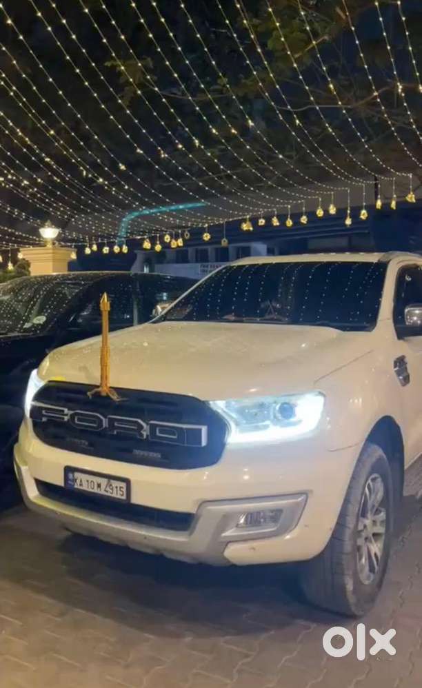 Ford Endeavour 2018 Diesel Showroom Maintenance