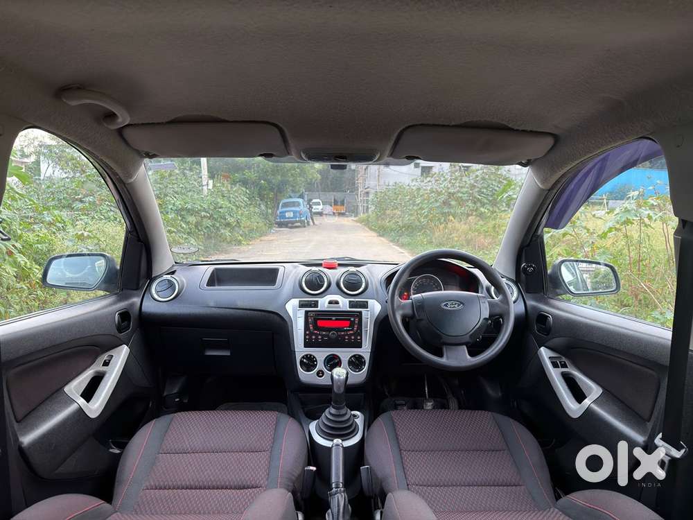 Ford Figo Petrol 2011