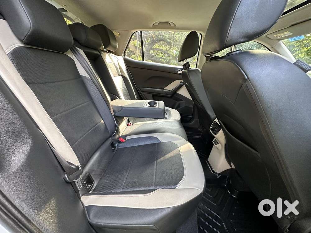 Volkswagen Taigun 1.0 Tsi Topline At, 2022, Petrol