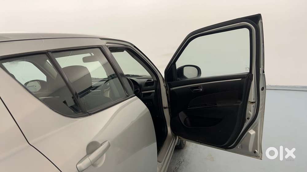 Maruti Suzuki Swift Vvt Vxi, 2015, Petrol