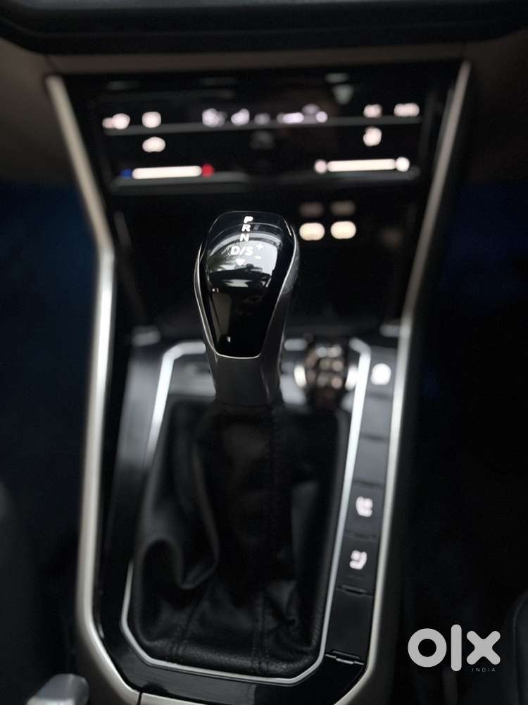 Volkswagen Virtus 1.0 Topline Tsi At, 2023, Petrol