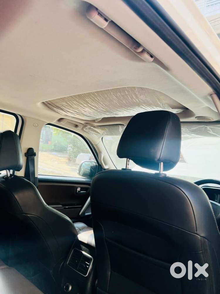 Mahindra Scorpio-n 2.0 Z8 L Petrol At 7 Str, 2023, Petrol